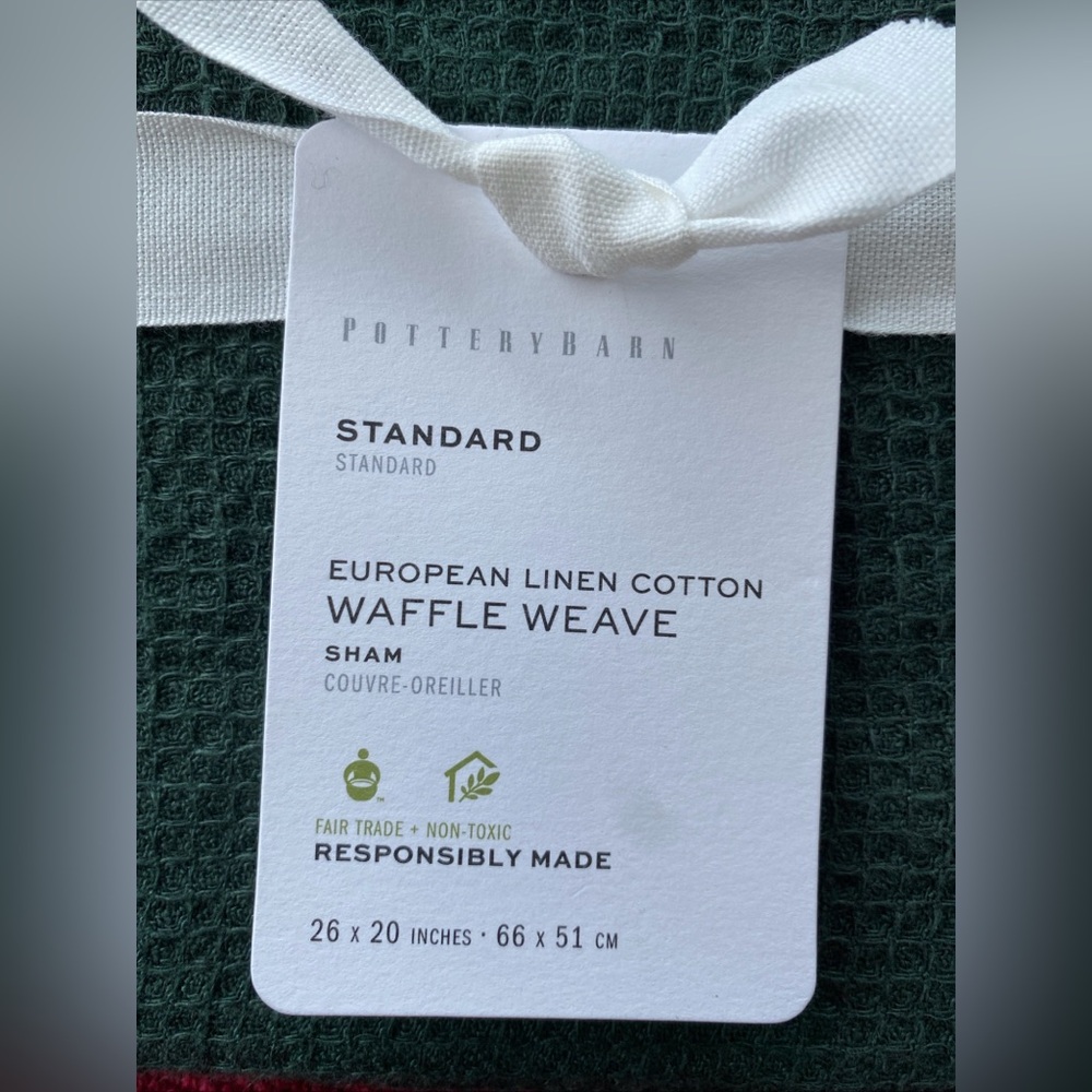 POTTERY BARN (1) “Linen Cotton Waffle Sham” Size Standard Pine Green NIP